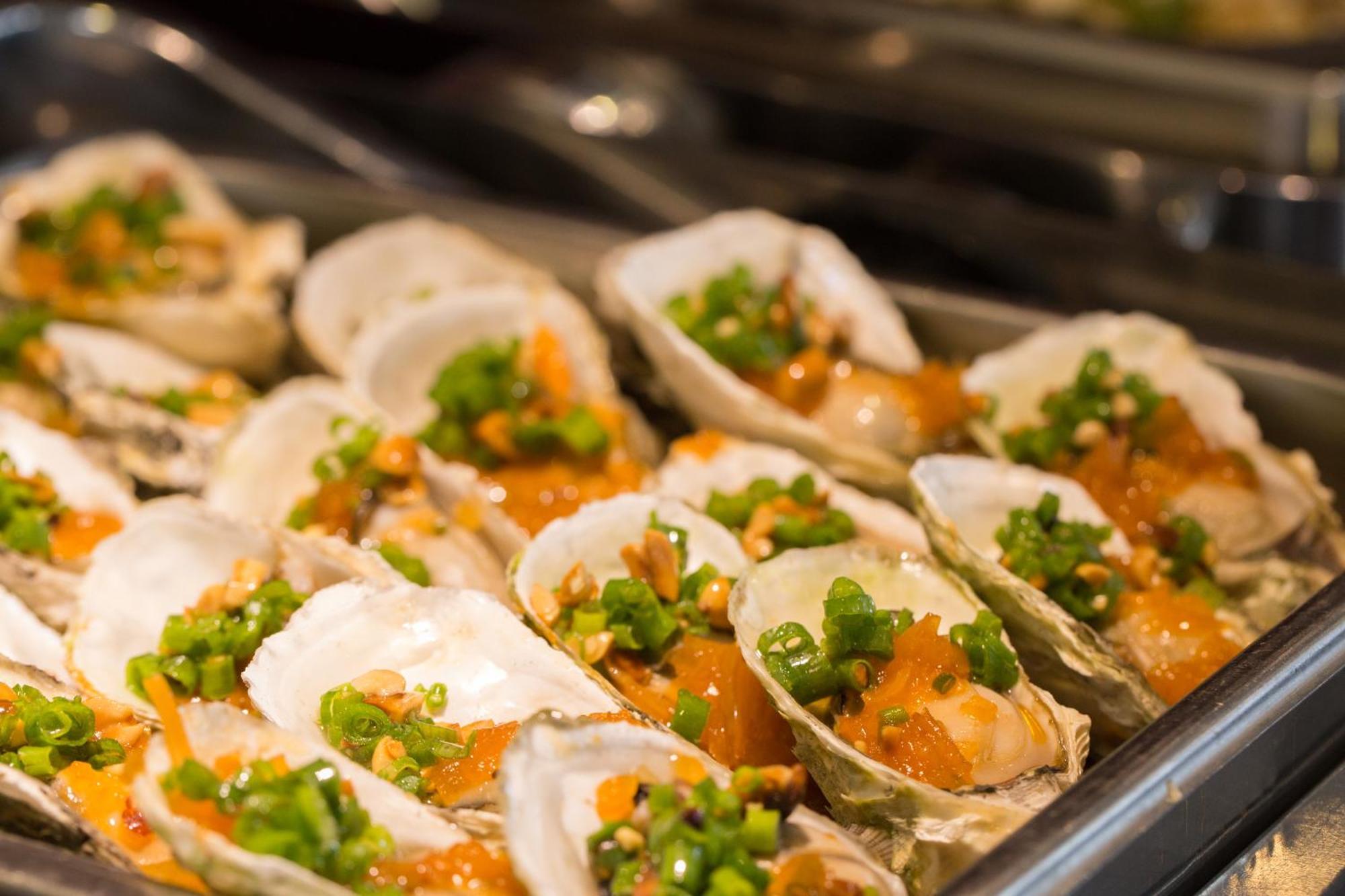 Du thuyền Bhaya Hạ Long Hotel Ngoại thất bức ảnh